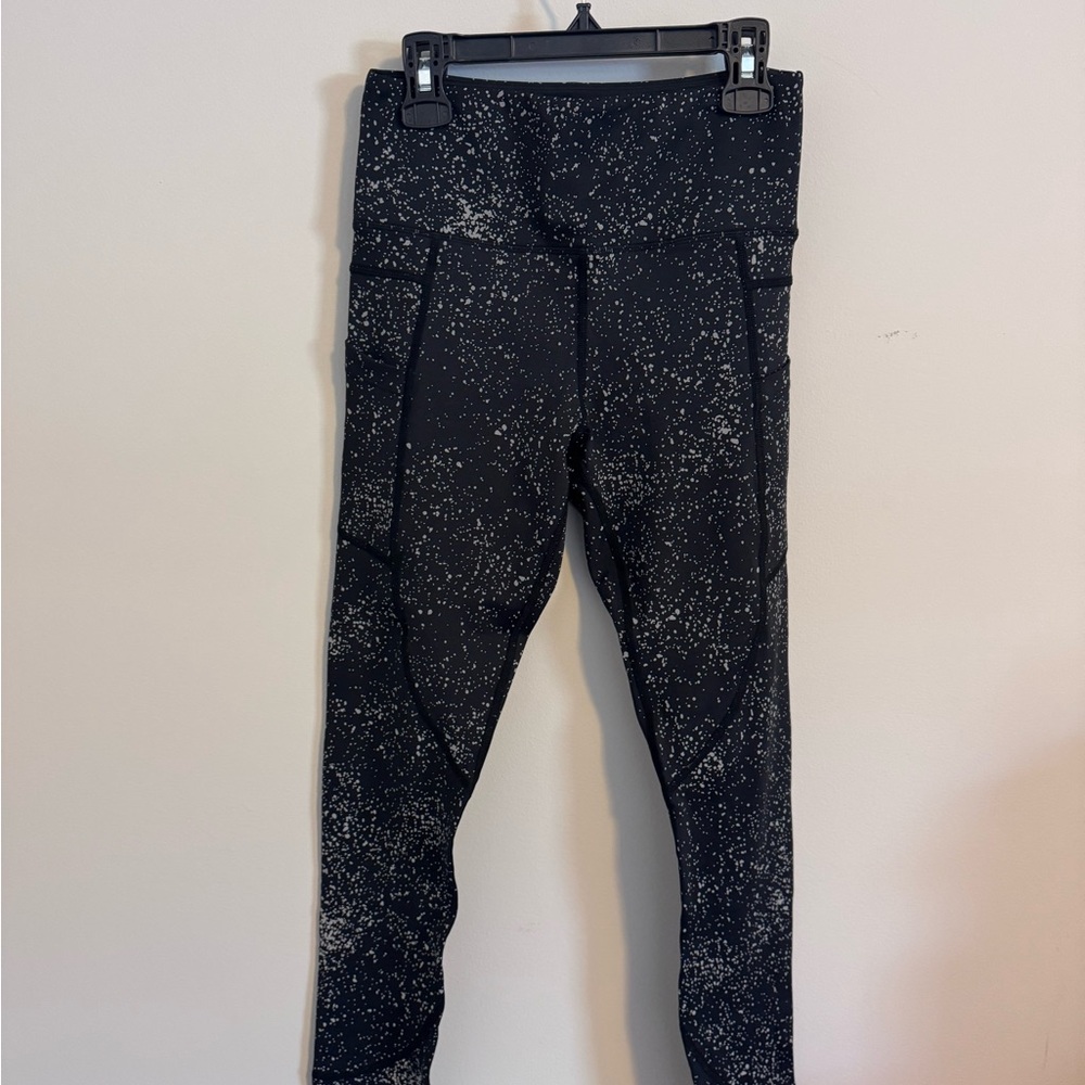 ZYIA Women’s Black Reflective Leggings
